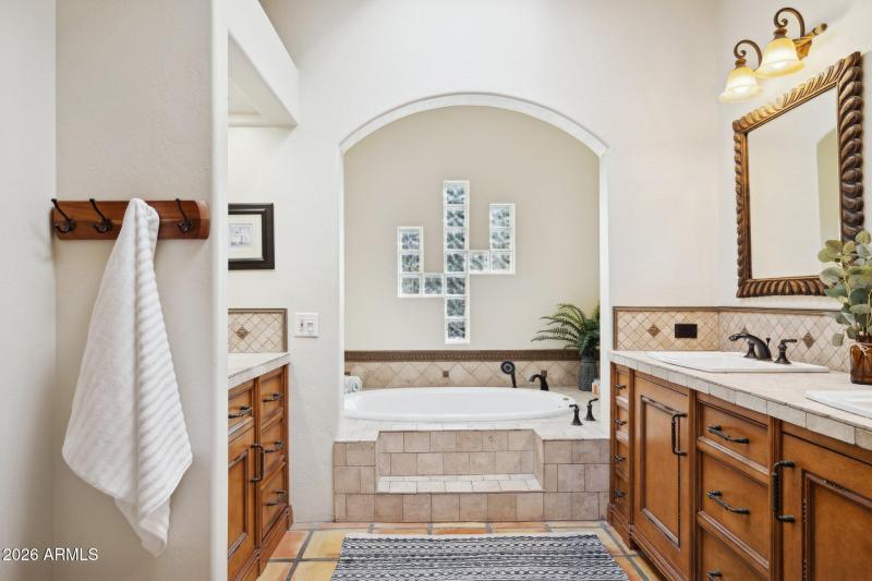 36-web-or-mls-25018-n-paso-trail