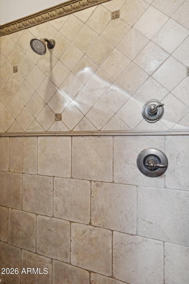 40-web-or-mls-25018-n-paso-trail