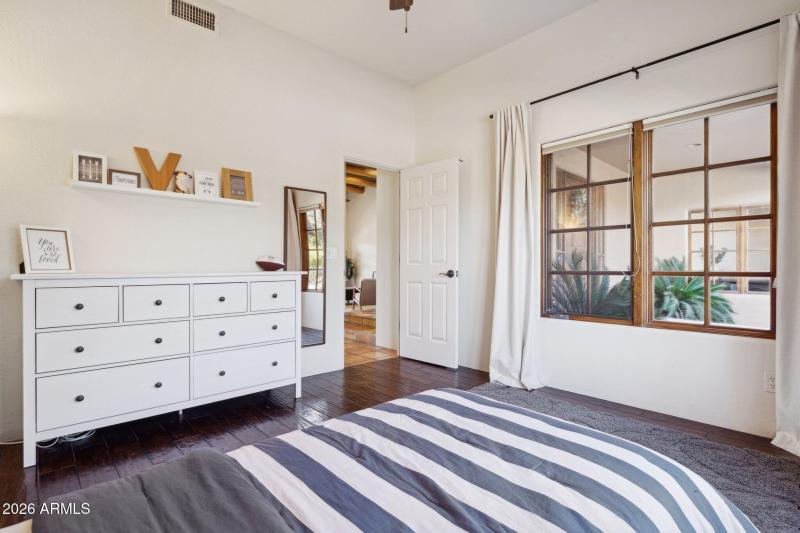 52-web-or-mls-25018-n-paso-trail