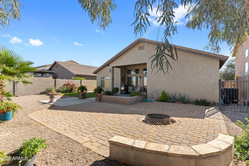 44162 Adobe Cir