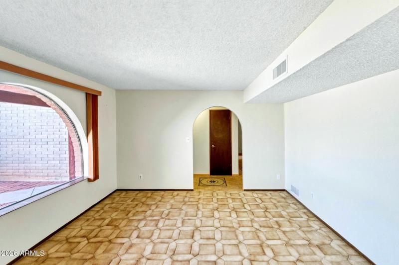 Living Room1.2 Apache