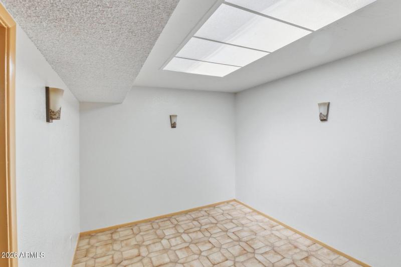 Formal Dining1 Apache