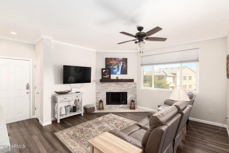 0004-Desert Foothills 5