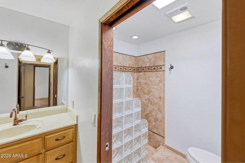 Guest Bathroom1 Apache