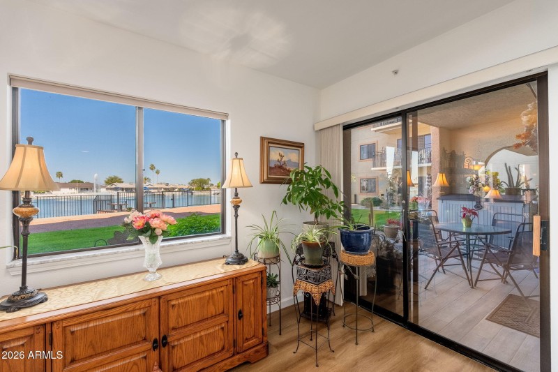 10330 W Thunderbird Blvd APT C114 - 07