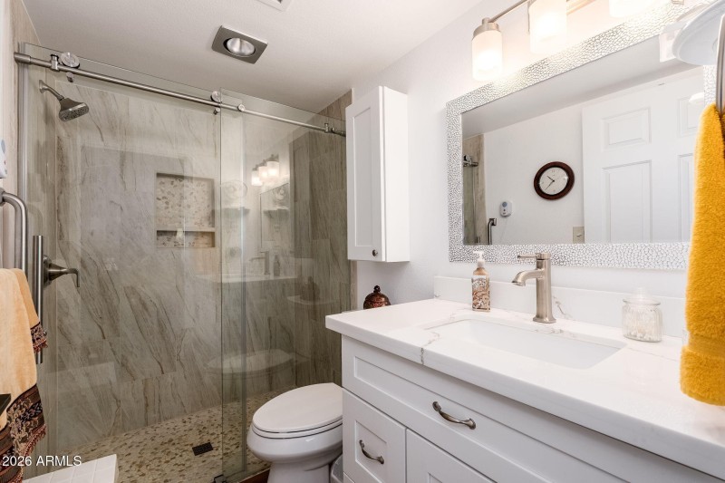 10330 W Thunderbird Blvd APT C114 - 22