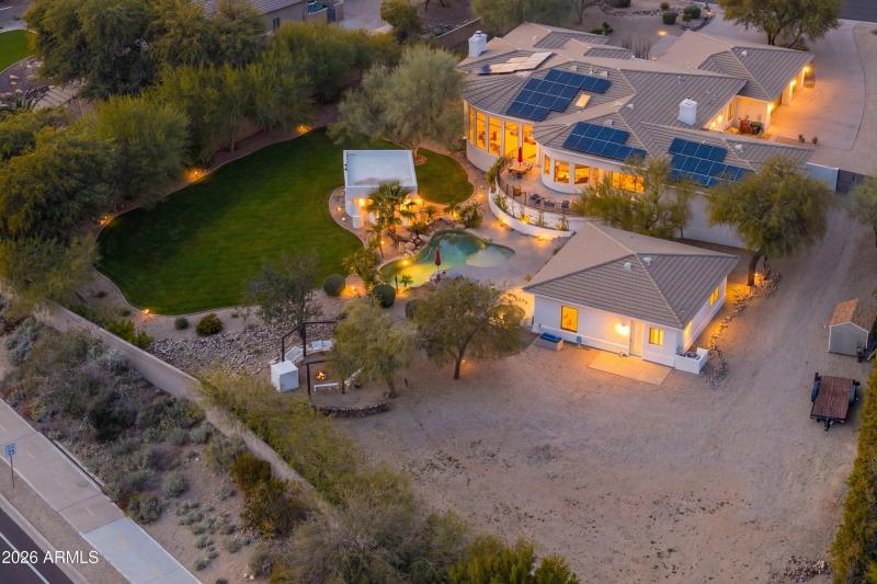 002-Twilight Property View