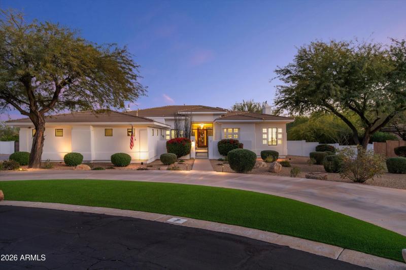 004-Front Twilight View