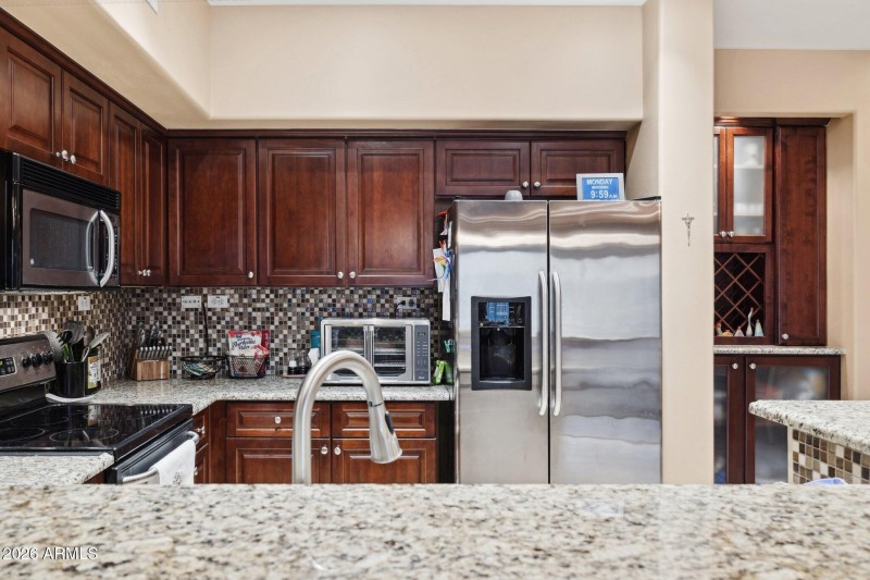 9-web-or-mls-20660-n-40th-st-1130