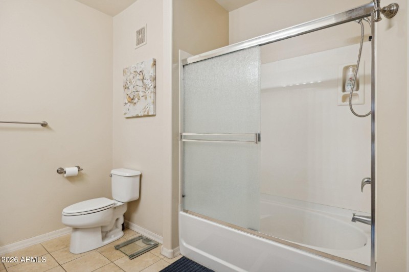 14-web-or-mls-20660-n-40th-st-1130