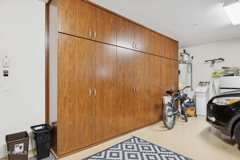 27-web-or-mls-20660-n-40th-st-1130