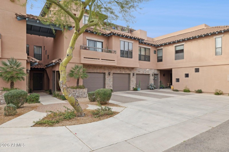 34-web-or-mls-20660-n-40th-st-1130