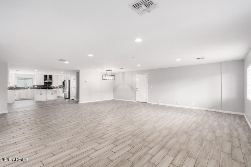 20250317173044623137000000-o