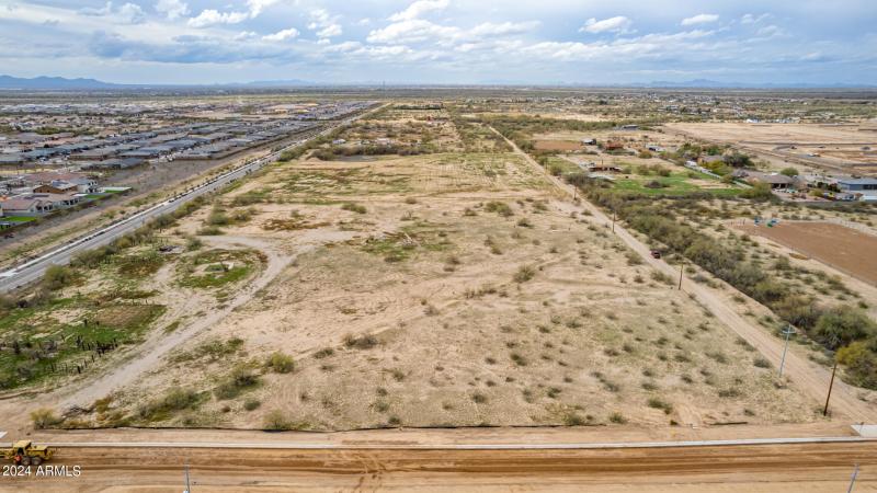 0005-05 - Desert Vista