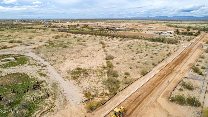 0006-06 - Desert Vista