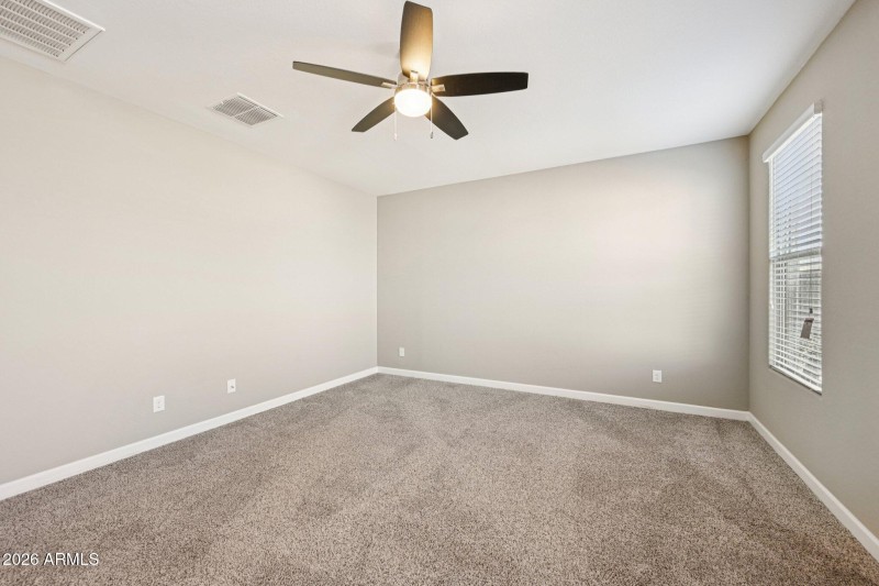 22-web-or-mls-W Bronco Trl-S3001-022