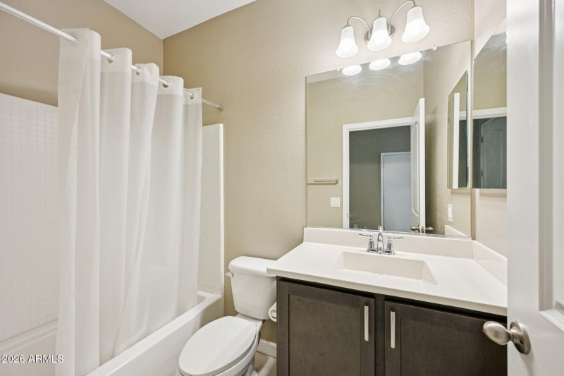 26-web-or-mls-W Bronco Trl-S3001-026