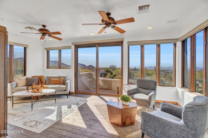 Casita 2 bedroom with views