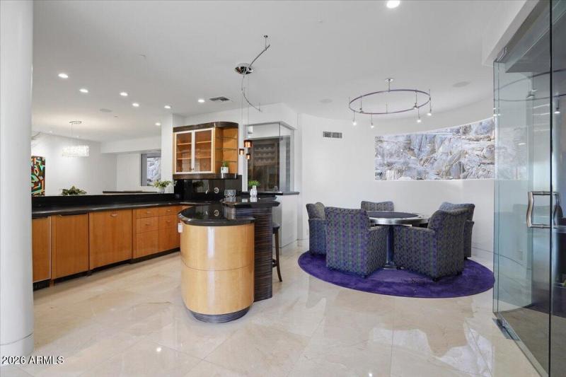 018-4550 E Foothill Dr_RedHogMedia]