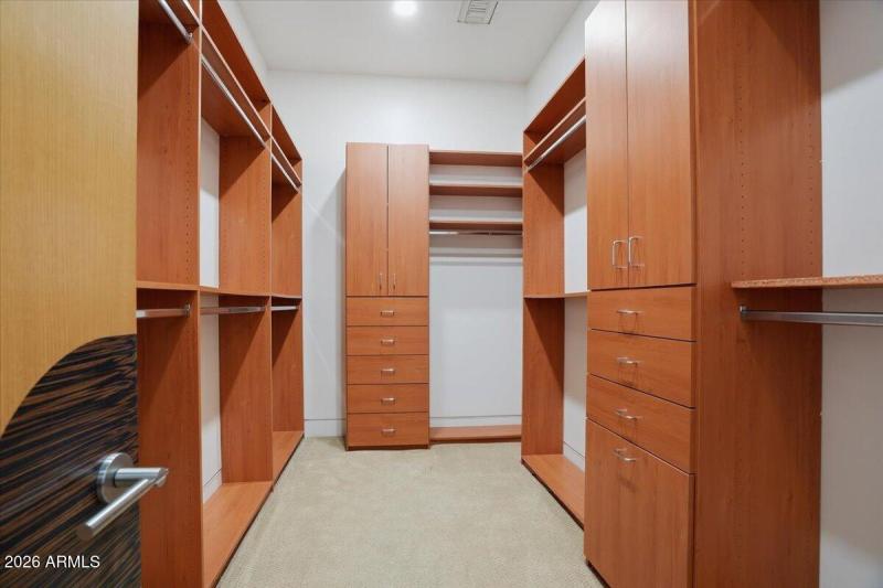 073-4550 E Foothill Dr_RedHogMedia]