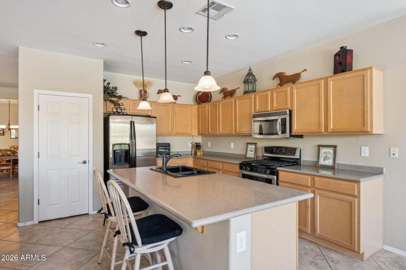 12-web-or-mls-11264-e-sheridan-ave