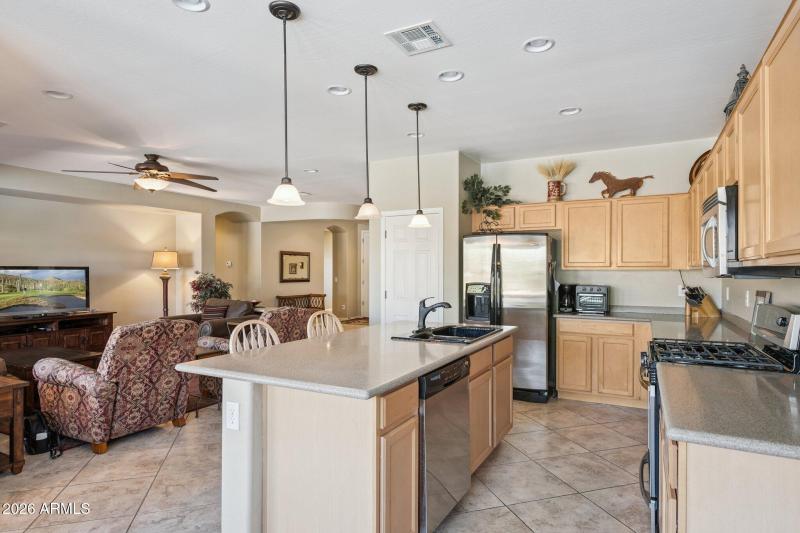 13-web-or-mls-11264-e-sheridan-ave