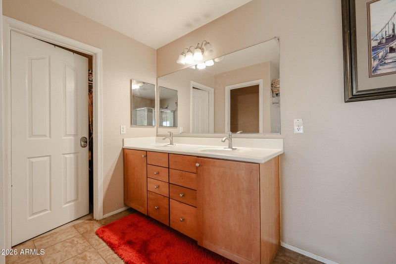 Primary bath Vanity with dual Sinks