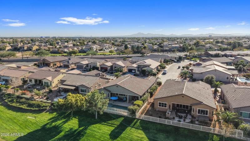 41744 W Cribbage Rd-53