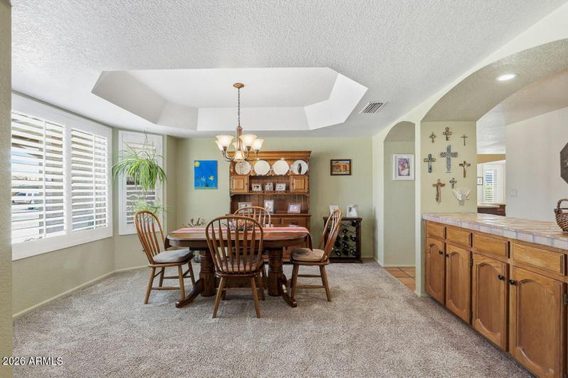 Calle de Arcos dining room