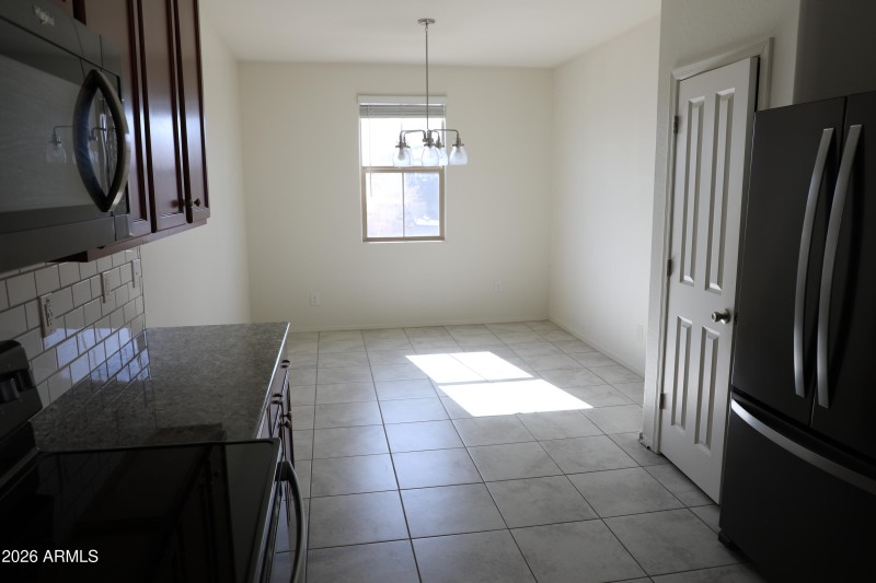 6) 67373-6983a9089a7f0