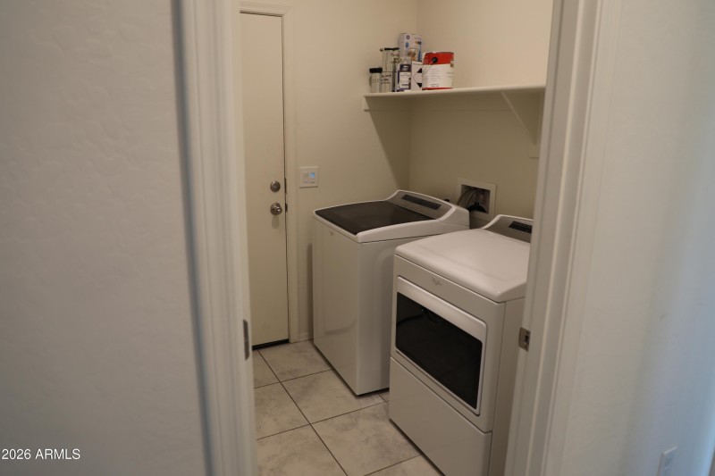 30) 67373-6983a91836d4d