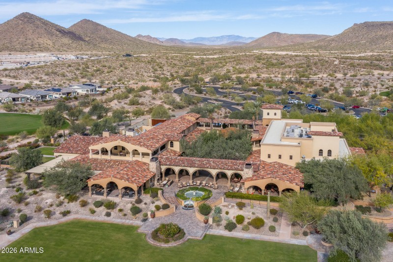 V1) BLACKSTONE COUNTRY CLUB