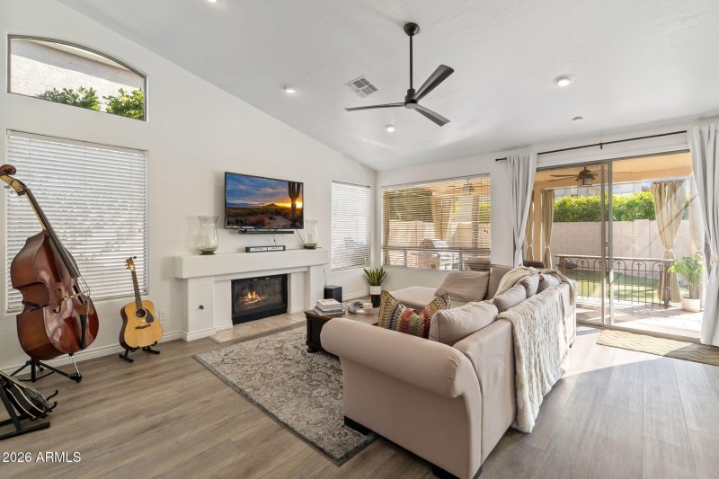 Lots of natural light