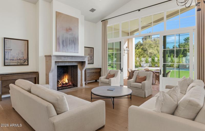 5119 N 41st St-large-015-050-5119 N 41st