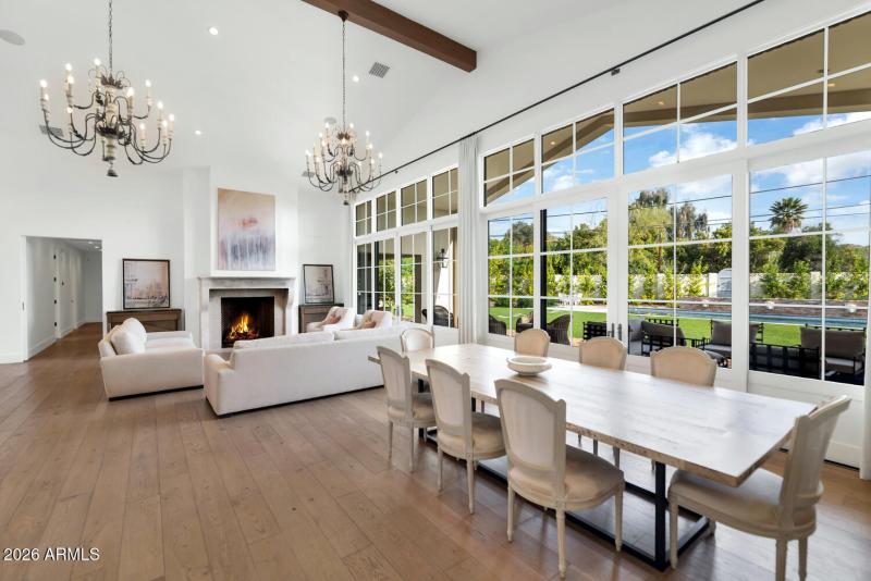 5119 N 41st St-large-018-053-5119 N 41st