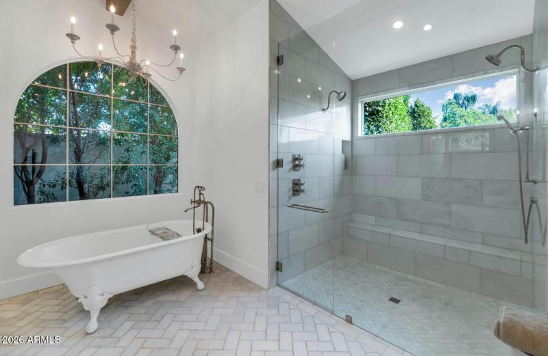 5119 N 41st St-large-035-056-5119 N 41st