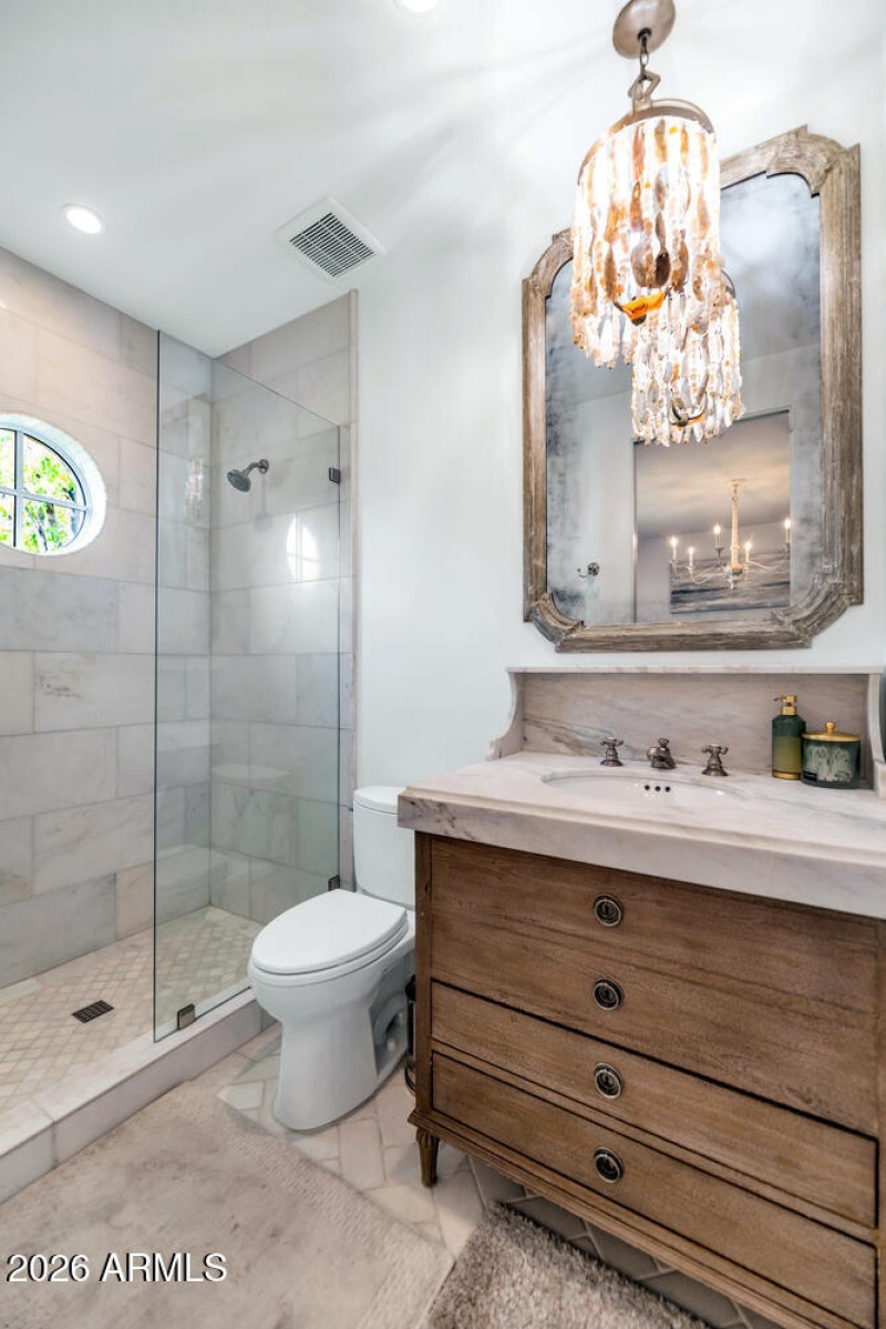 5119 N 41st St-large-044-054-5119 N 41st