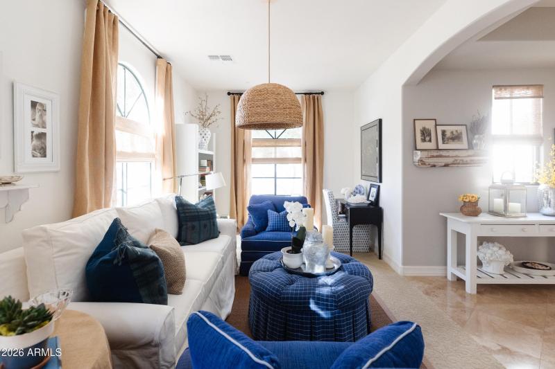 Formal Living Room/Den