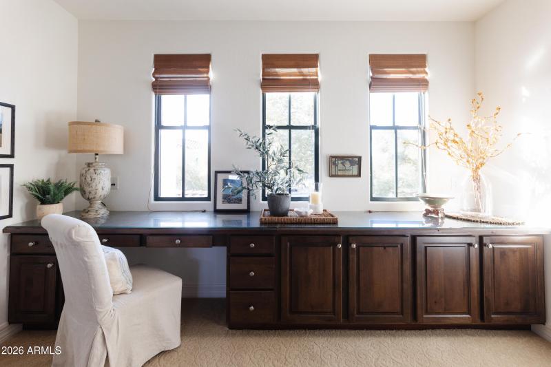 Upstairs Loft Desk Area