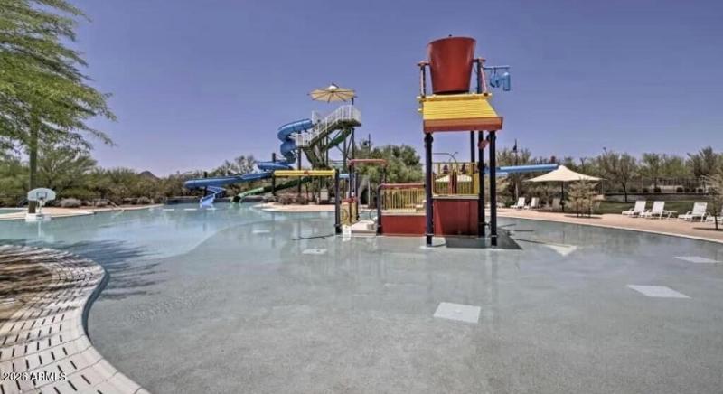 Anthem Splash Pool