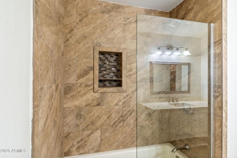 2055 W Edgemont Avenue, Phoenix 85009