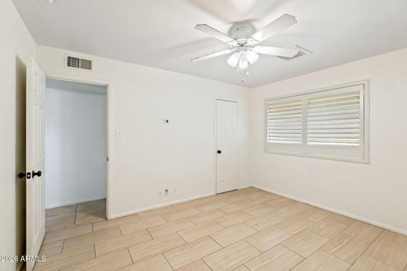 2055 W Edgemont Avenue, Phoenix 85009