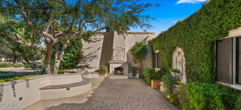 13-web-or-mls-Front yard3