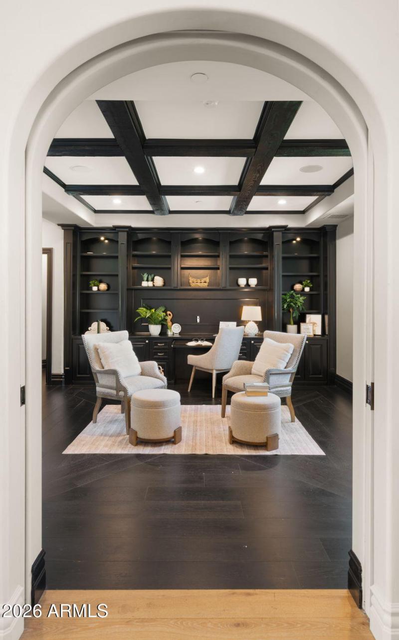 24-web-or-mls-Office4