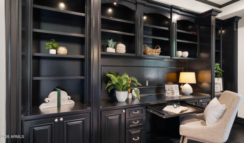 26-web-or-mls-Office1