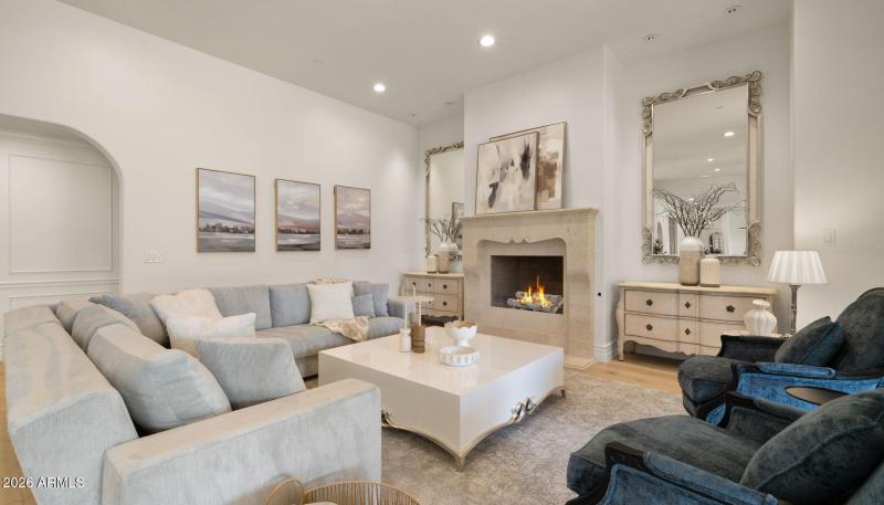 48-web-or-mls-Living Room3