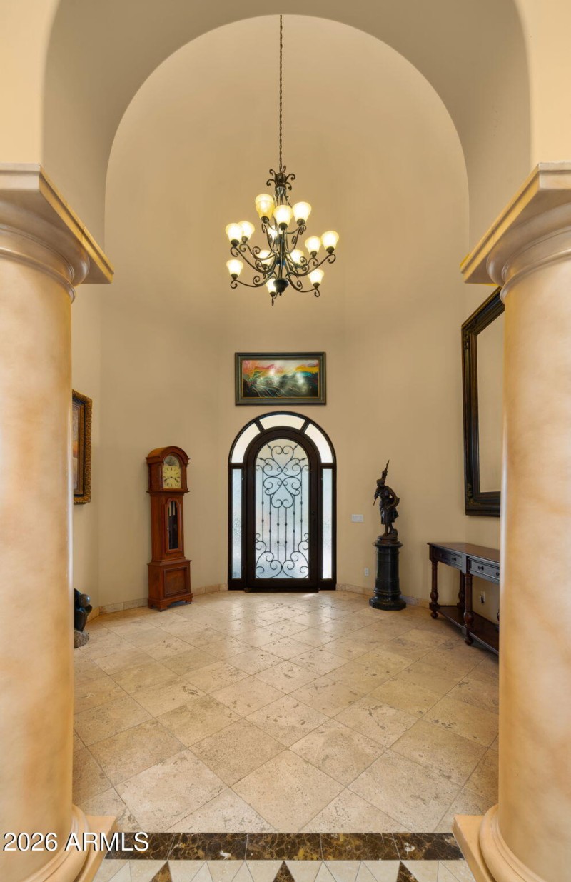 14-web-or-mls-Foyer3