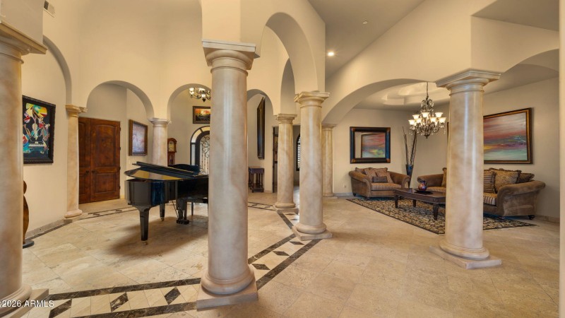 19-web-or-mls-Front Great Space2