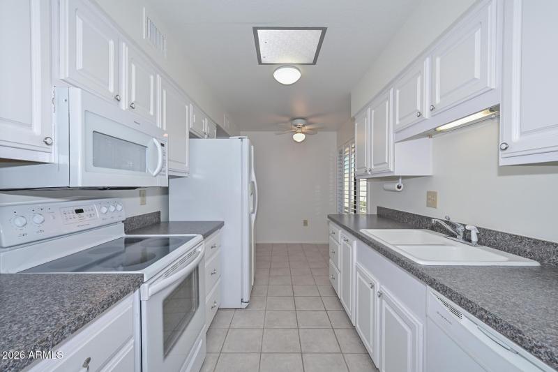 Kitchen-Breakfast Room
