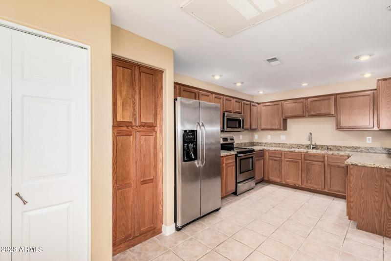 Kitchen with plenty of storage